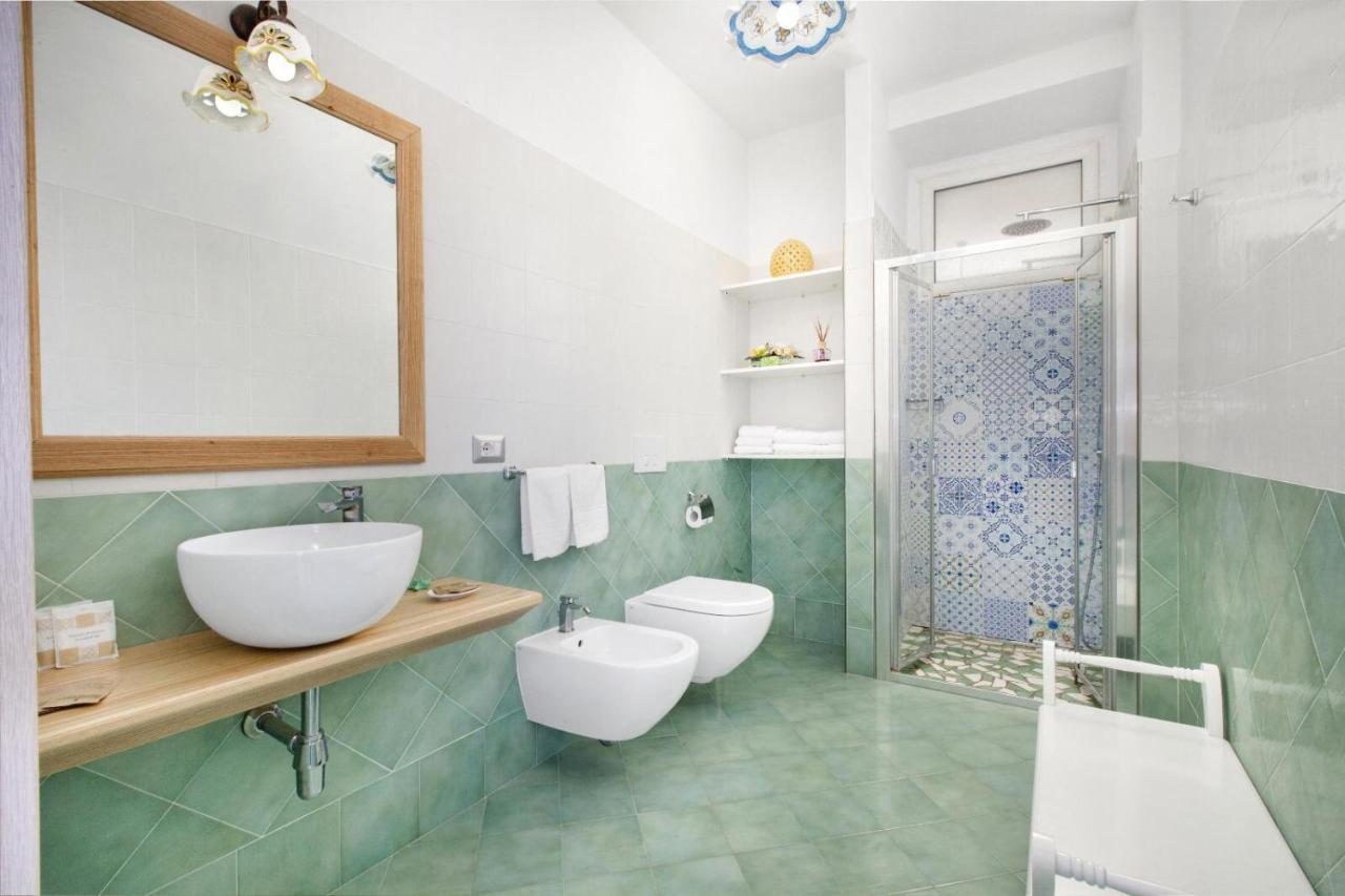 Millie Sorrento Suites Экстерьер фото