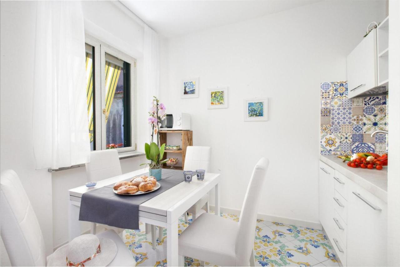 Millie Sorrento Suites Экстерьер фото