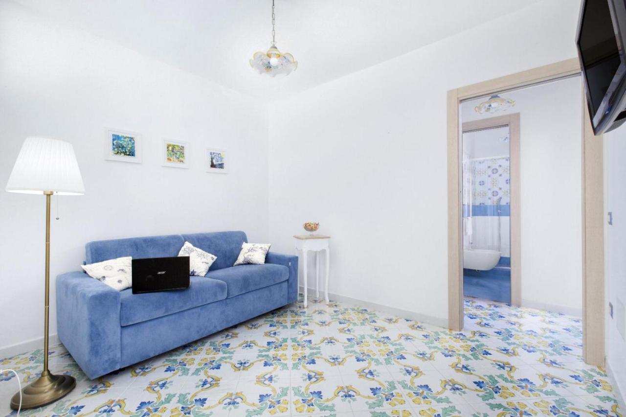 Millie Sorrento Suites Экстерьер фото