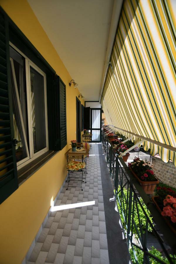Millie Sorrento Suites Экстерьер фото